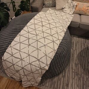 Elegant Gray and White Geometric Curtains